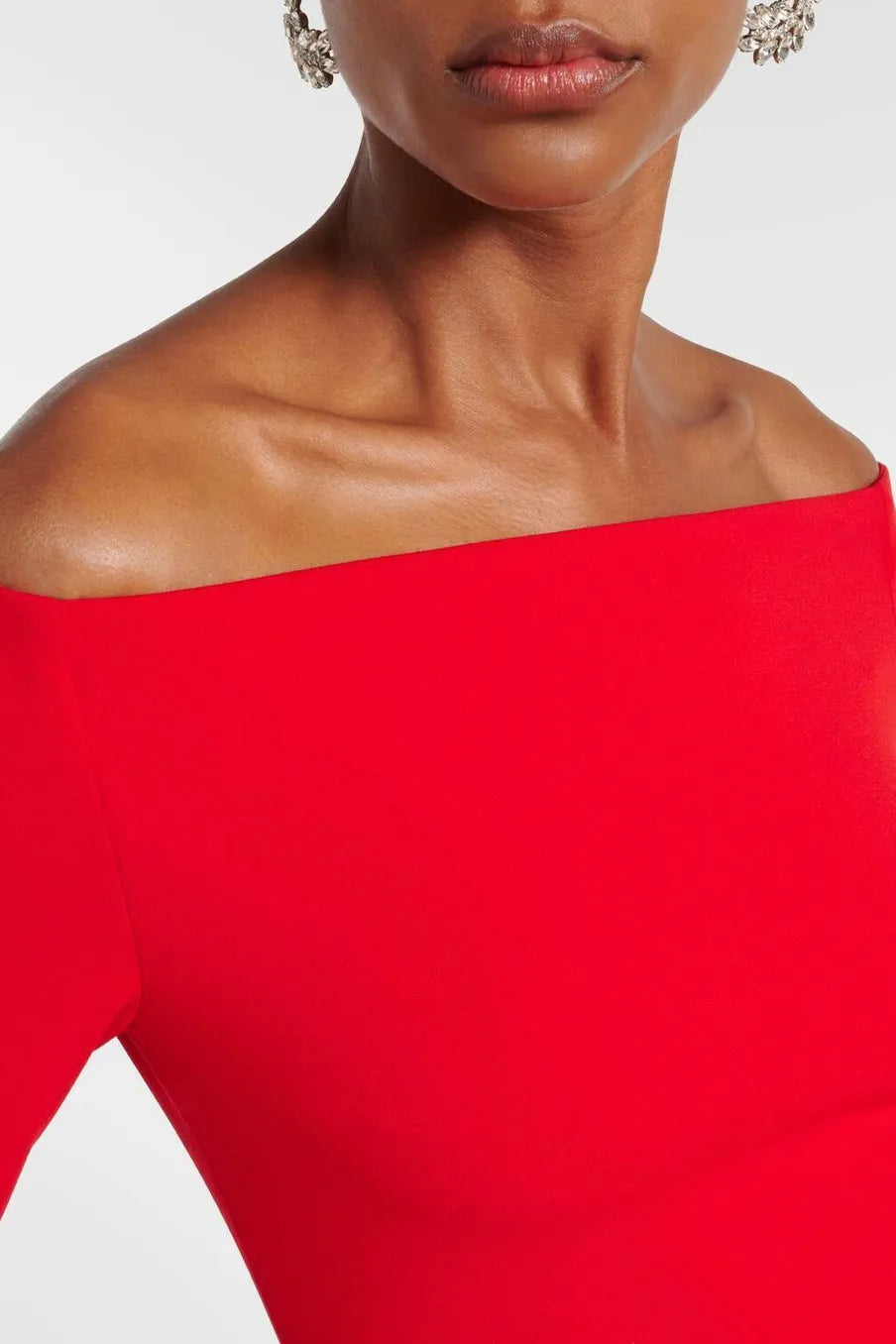 Floria Maxikleid mit schulterfreiem Ausschnitt und übergroßen Manschetten